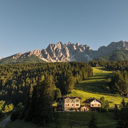 Hotel Villa Waldheim San Candido Exterior foto