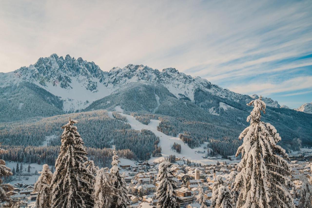 Hotel Villa Waldheim San Candido Exterior foto